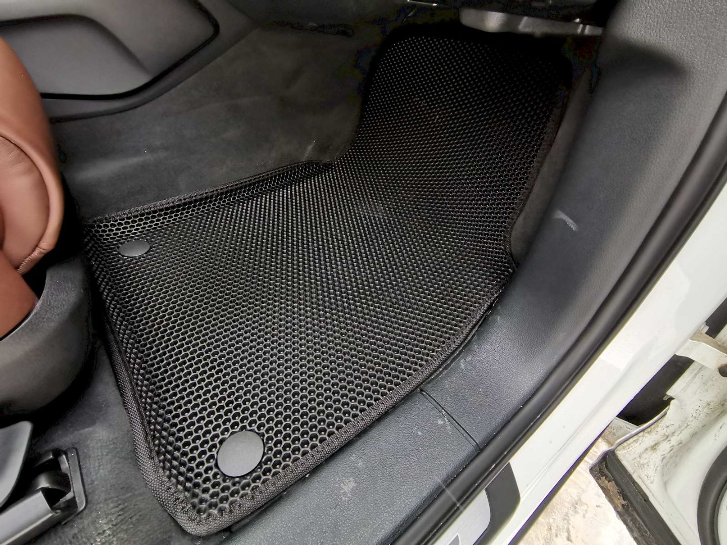 EVA автоковрики для Audi Q7 II 2020-2024 (5 мест) рестайлинг — IMG_20220118_142523 watermark